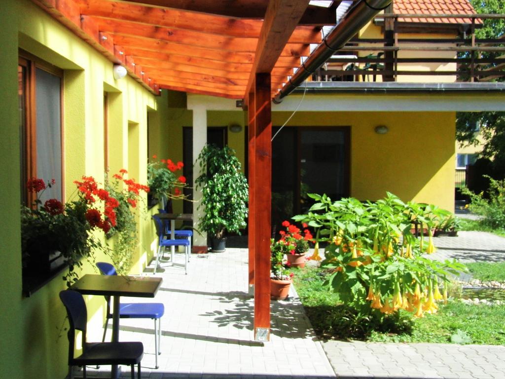 Penzion Ubytovani Kvetinova Krelov Exterior foto